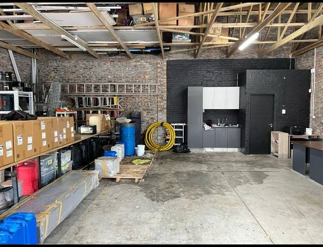 BUSINESS FOR SALE IN FAIRVIEW
